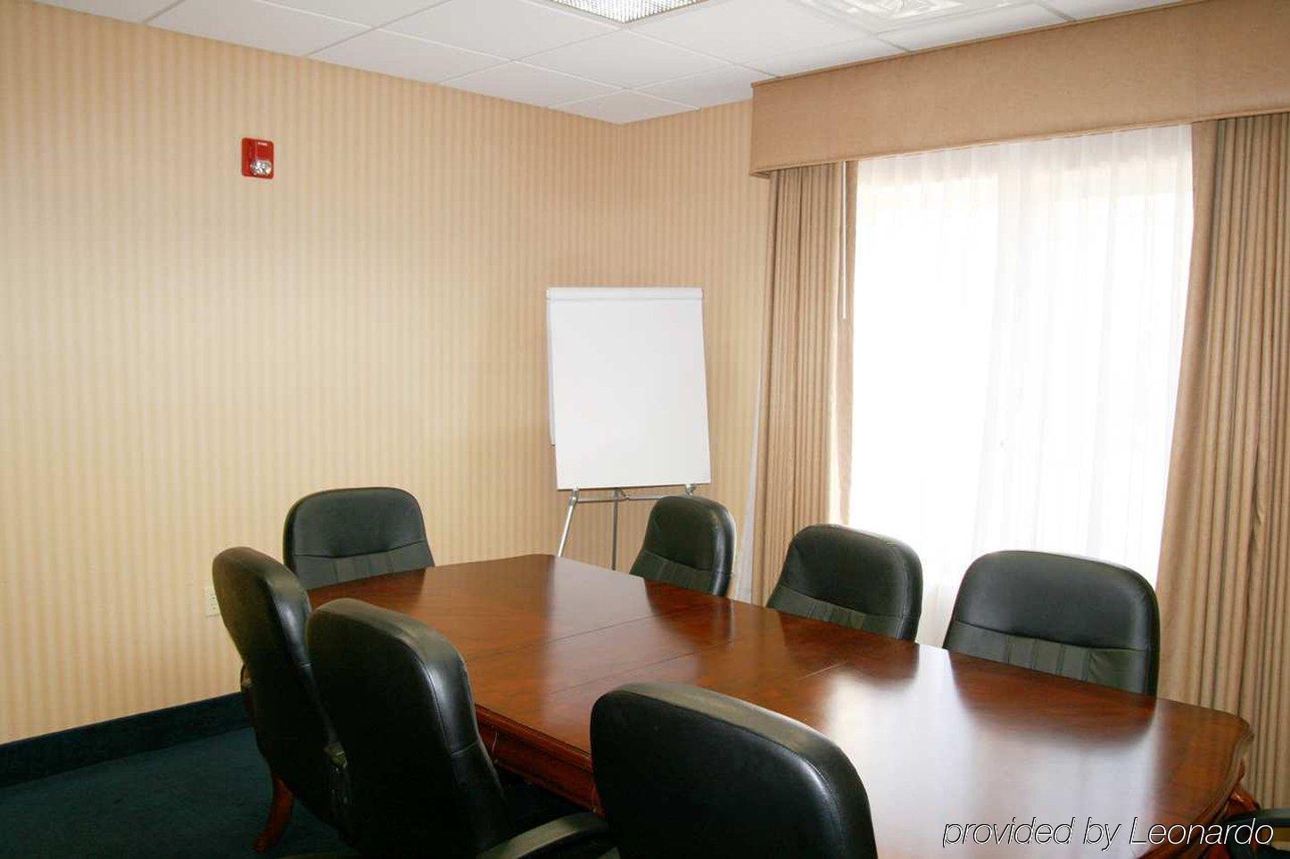 Hampton Inn & Suites Albuquerque-Coors Road מתקנים תמונה
